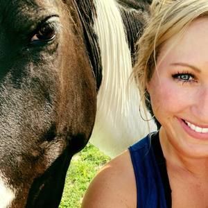 Meet your Posher, Robyn